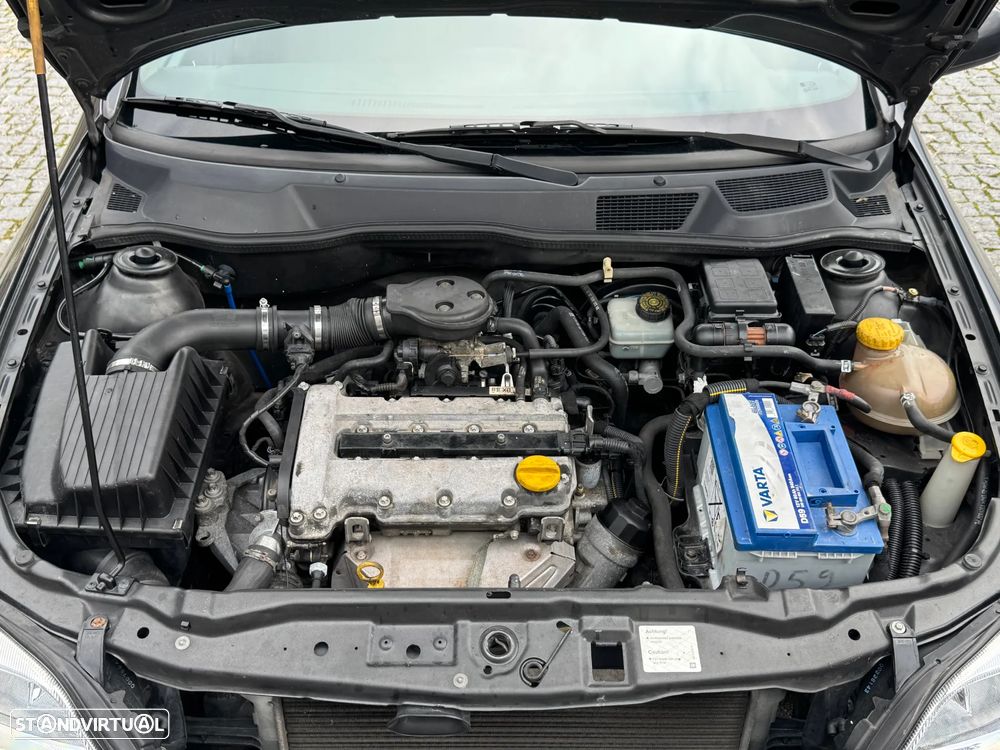 Opel Astra 1.2 Club - 30