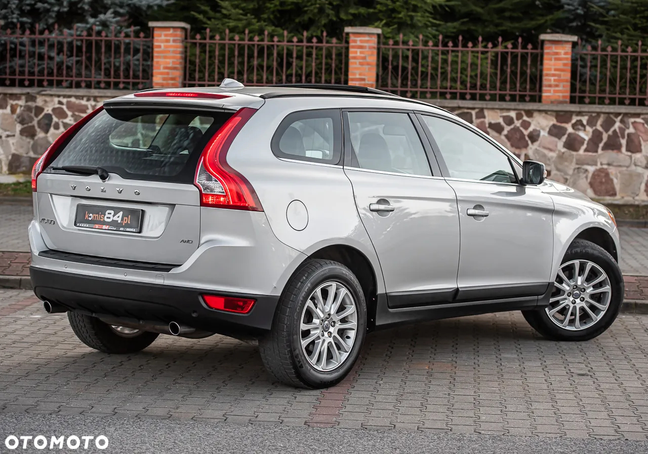 Volvo XC 60 T6 AWD Momentum - 8
