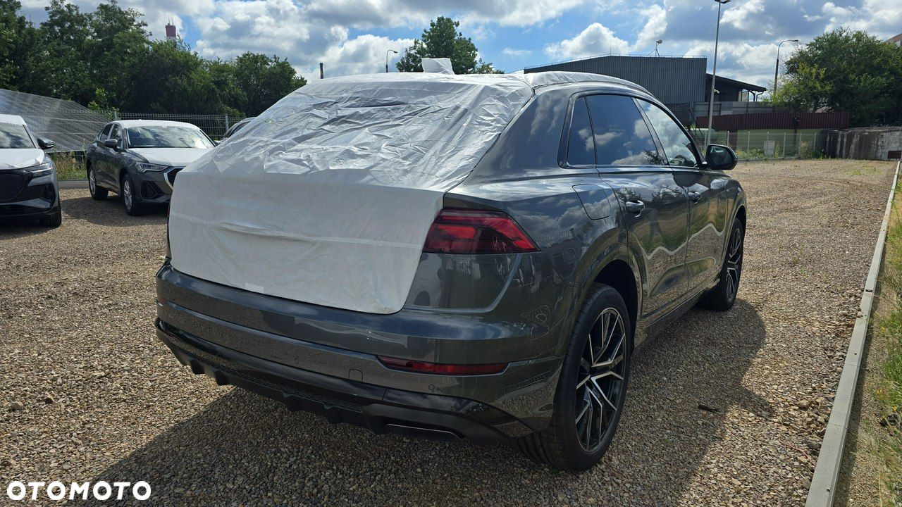 Audi Q8 - 5