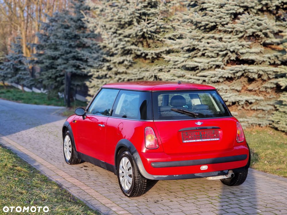 MINI ONE Sidewalk - 5