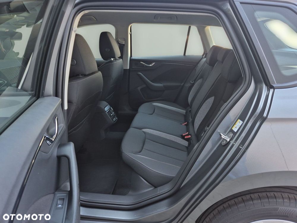 Skoda Kamiq 1.0 TSI Drive DSG - 20