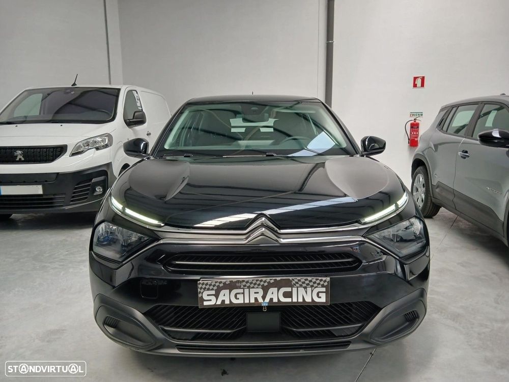 Citroën e-C4 136 YOU - 3