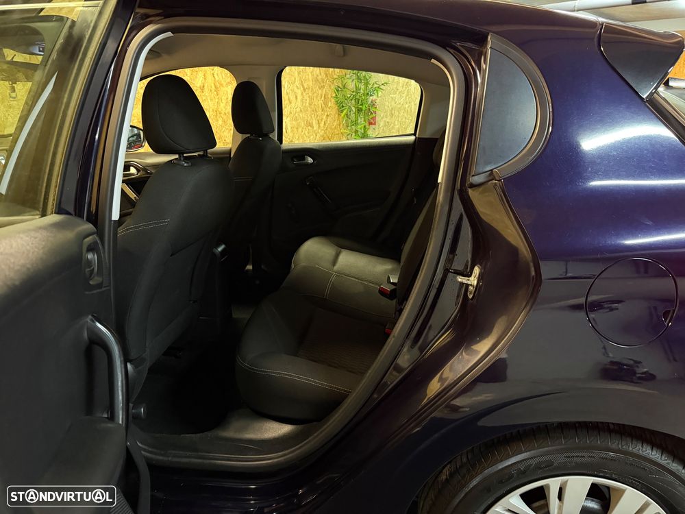 Peugeot 208 PureTech 82 Active - 8