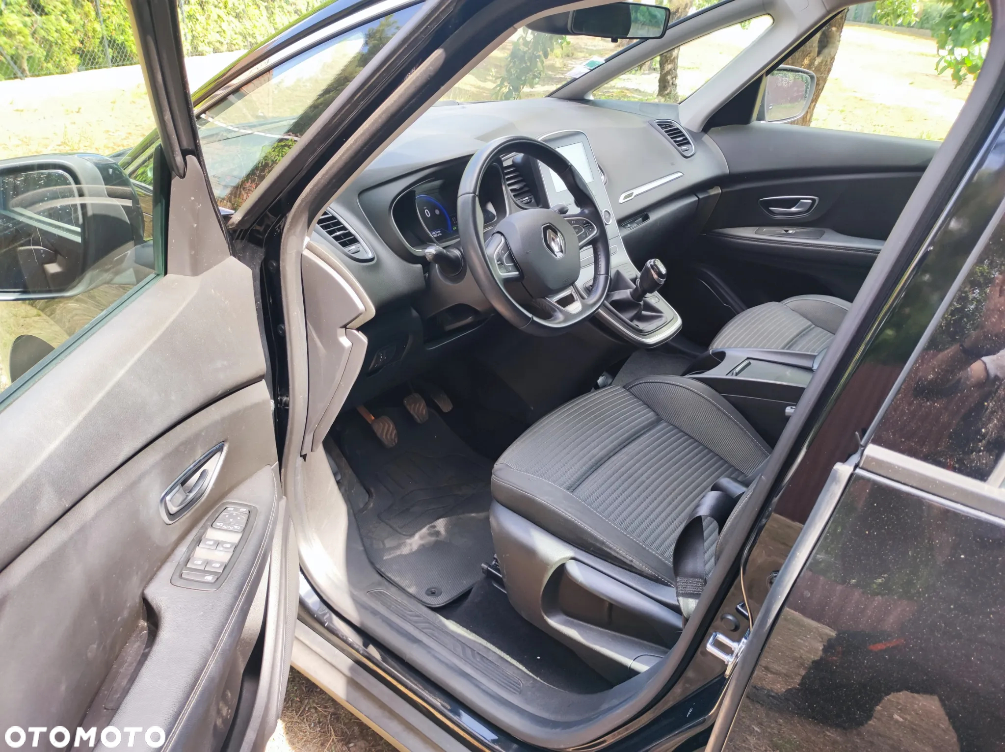 Renault Scenic ENERGY dCi 110 LIMITED - 10