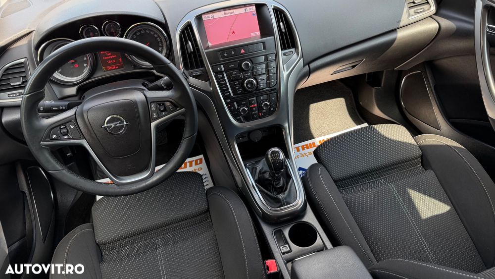 Opel Astra 1.4 Turbo ECOTEC Cosmo - 13