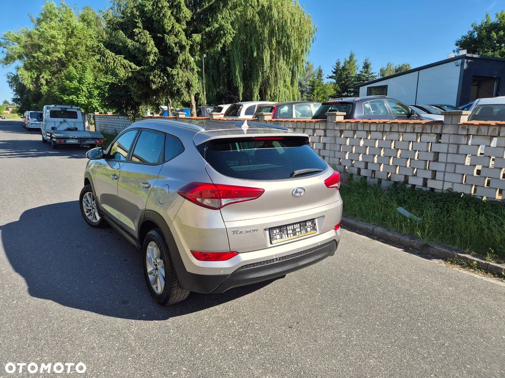 Hyundai Tucson blue 1.6 GDi 2WD Navi - 10
