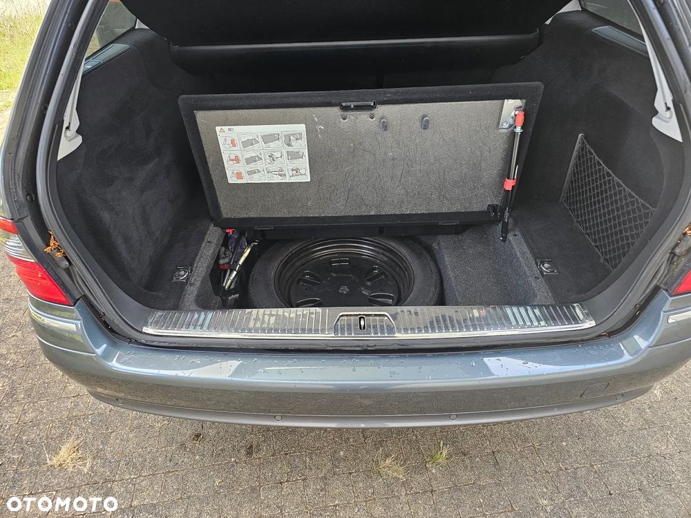 Mercedes-Benz Klasa E 220 CDI Automatik Avantgarde - 16