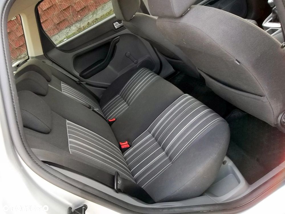 Ford Focus 1.8 Silver Magic - 9