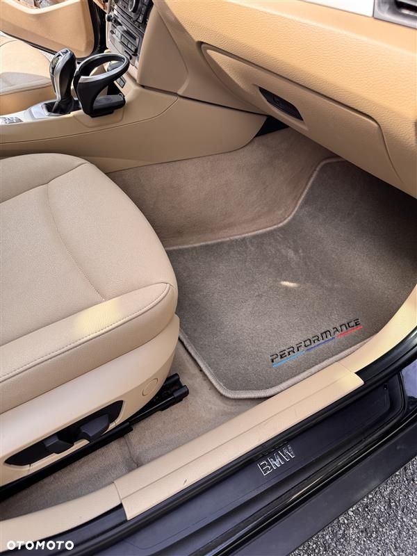 BMW X1 xDrive28i - 9