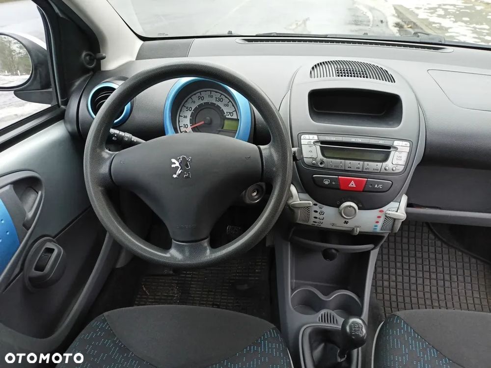 Peugeot 107 1.0 Urban Move - 10