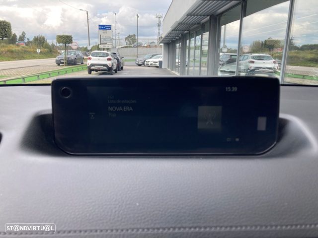 Mazda MX-30 e-SKYACTIV EXCLUSIVE-LINE - 24