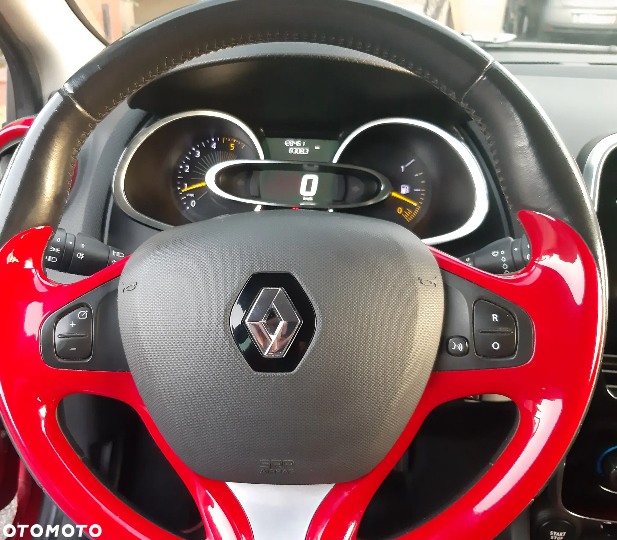 Renault Clio - 17