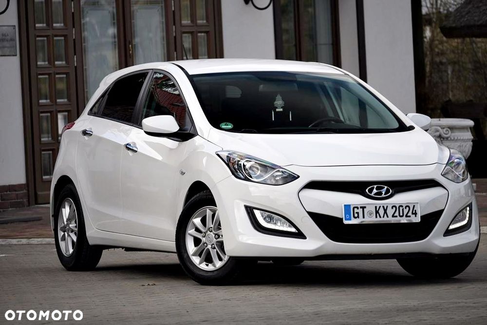 Hyundai i30 1.4 Fifa World Cup Edition - 10