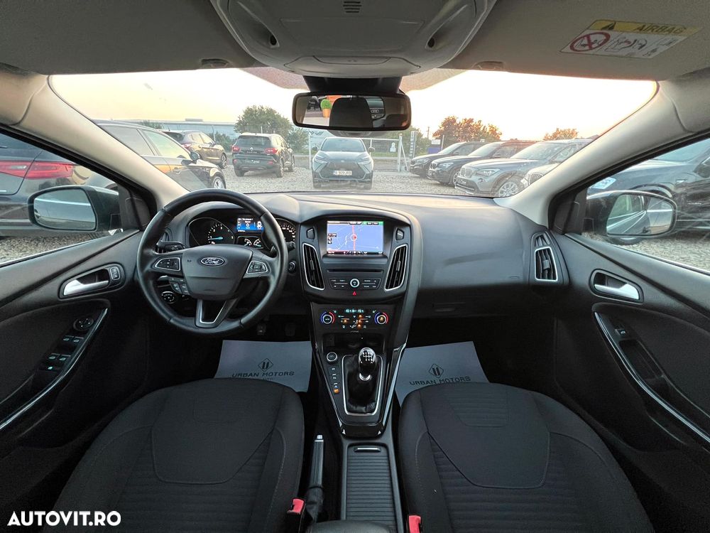 Ford Focus 1.6 TDCi DPF Start-Stopp-System Titanium - 3