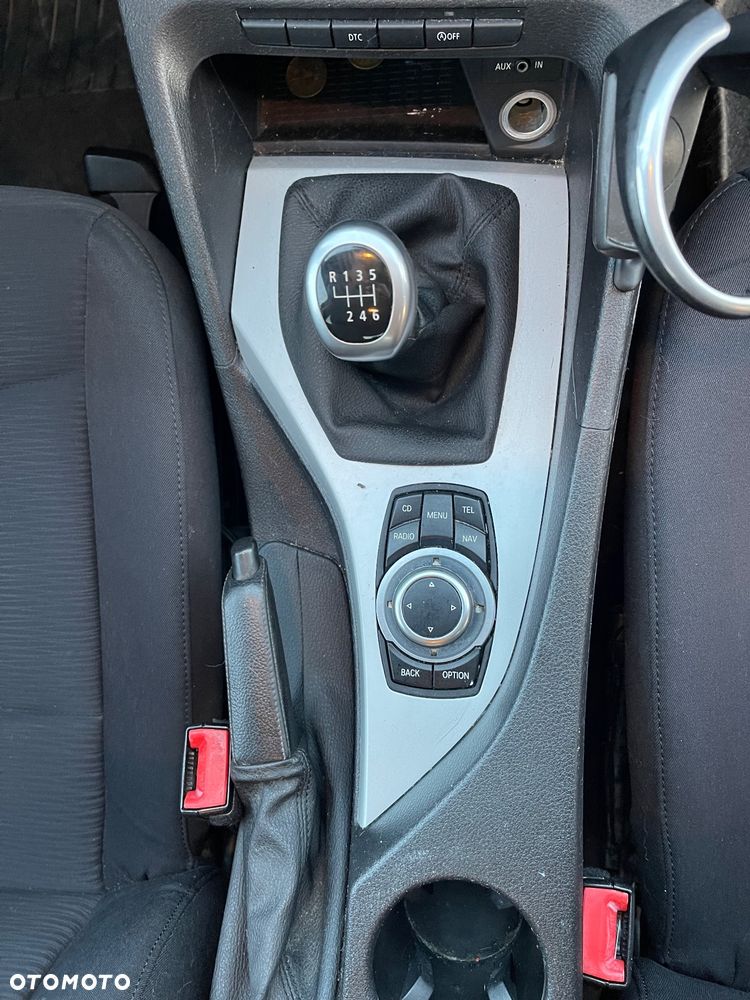 BMW X1 sDrive20d xLine - 6