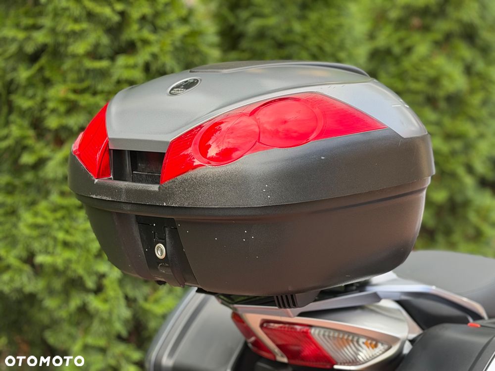 Yamaha FJR - 25