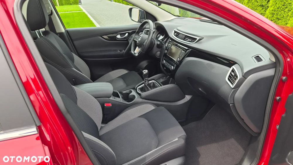 Nissan Qashqai 1.3 DIG-T N-WAY - 9