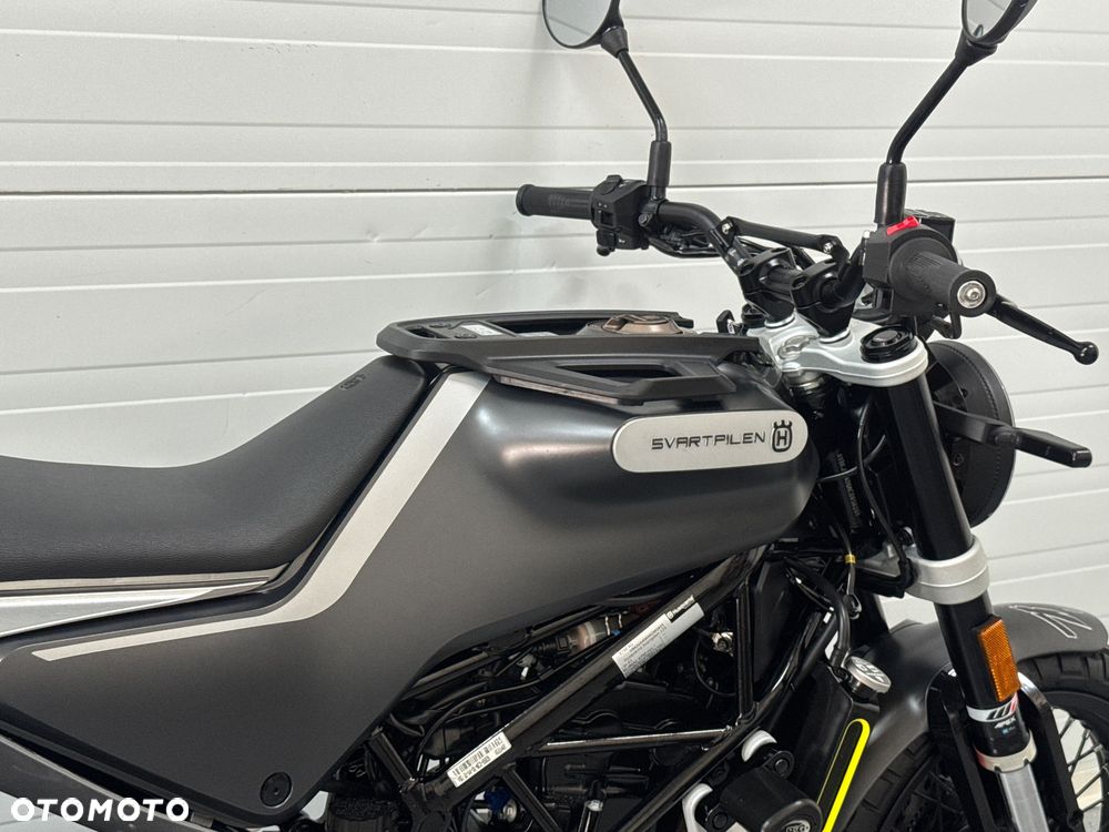 Husqvarna Svartpilen - 6