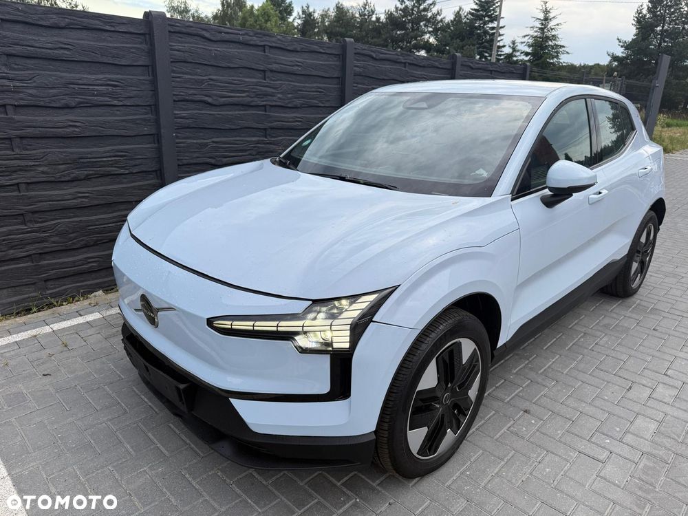 Volvo EX30 Single Motor RWD Plus - 1