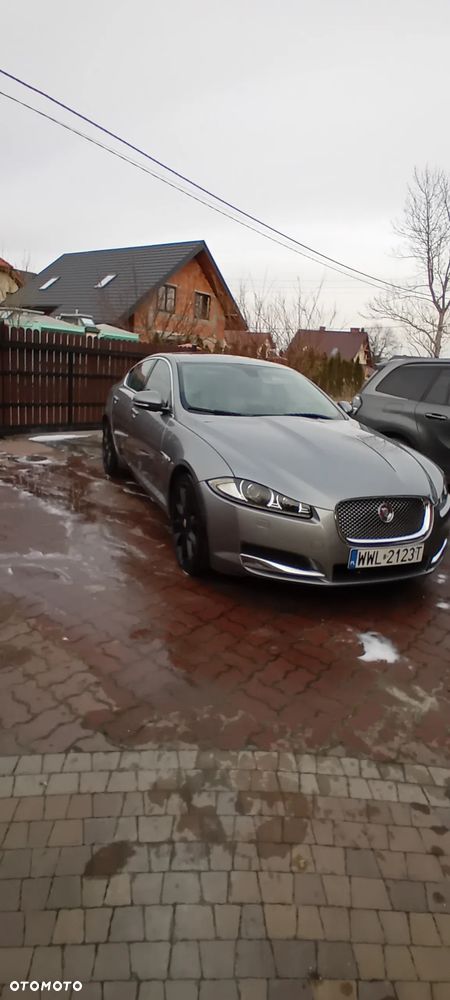 Jaguar XF - 4