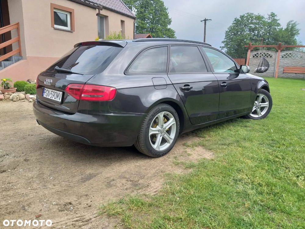 Audi A4 Avant - 8