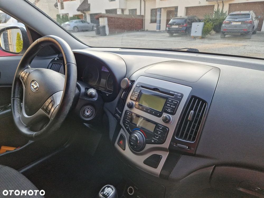 Hyundai i30 1.6 CRDi Style - 10
