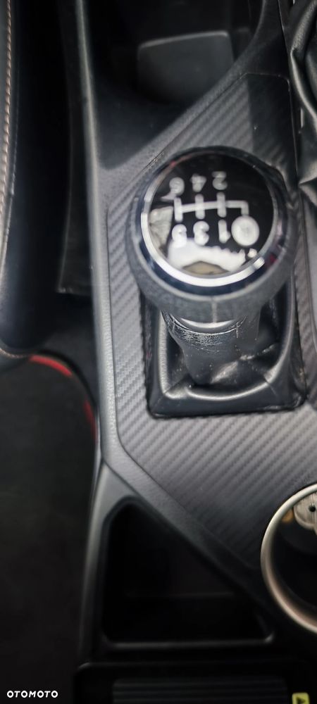 Toyota RAV4 2.0 D-4D Prestige - 13