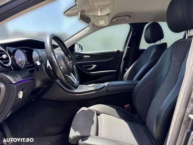 Mercedes-Benz E 200 9G-TRONIC - 12