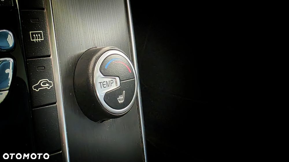 Volvo XC 60 T6 AWD Edition Pro - 24