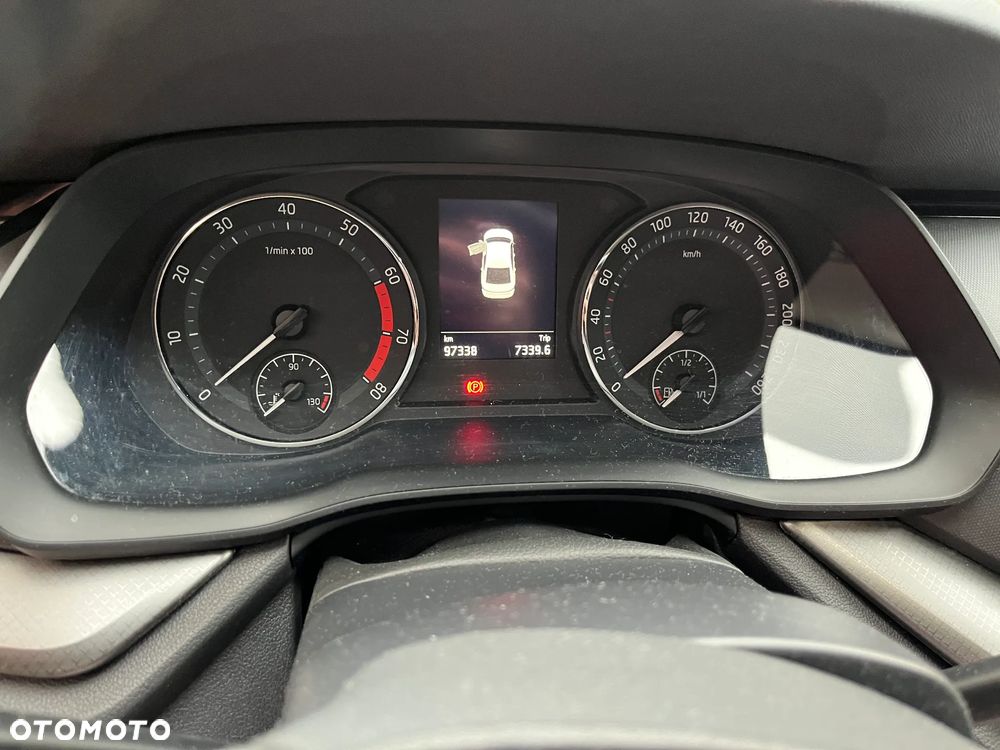 Skoda Octavia 1.5 TSI ACT Ambition - 4