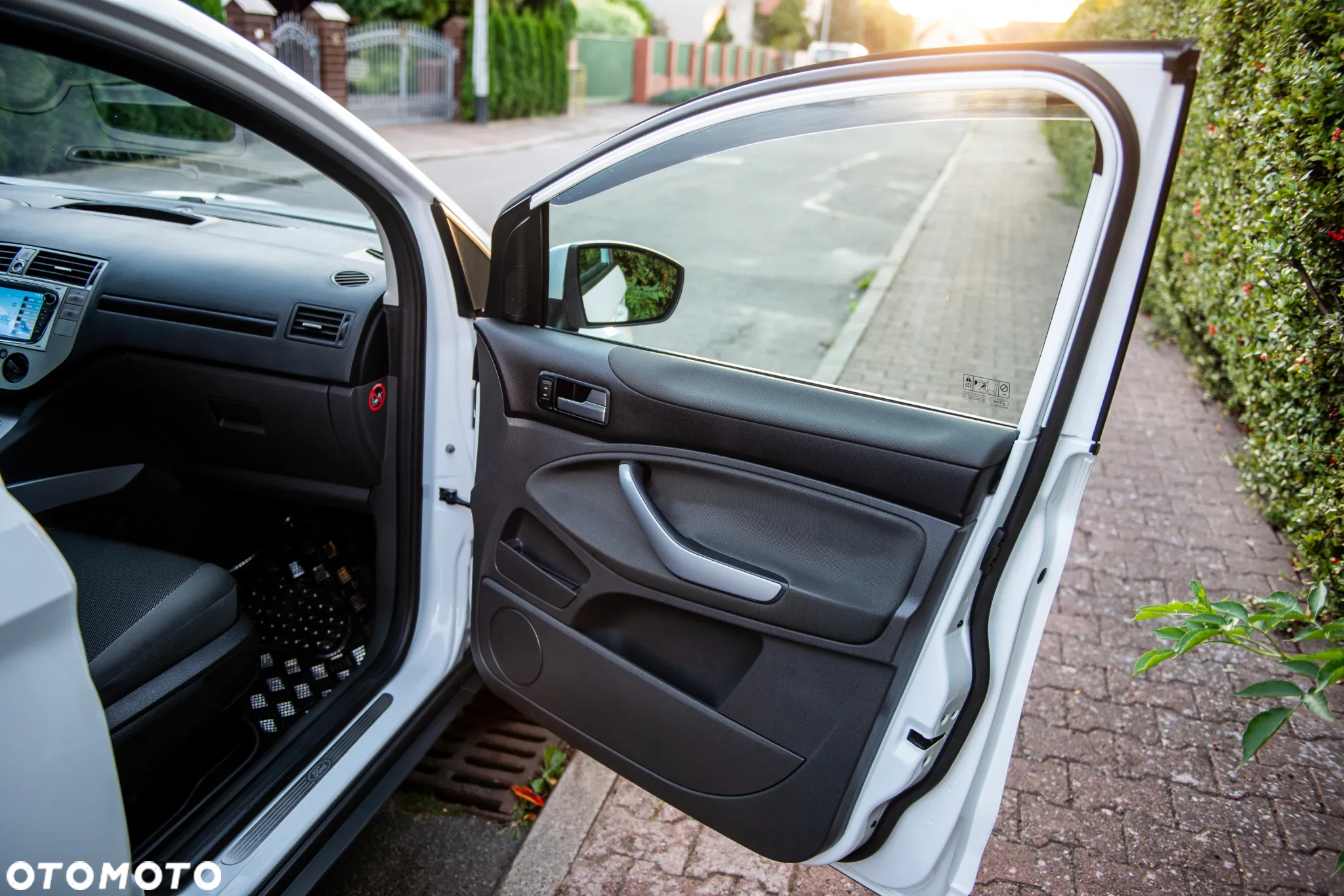Ford Kuga 2.0 TDCi 4WD Titanium - 26