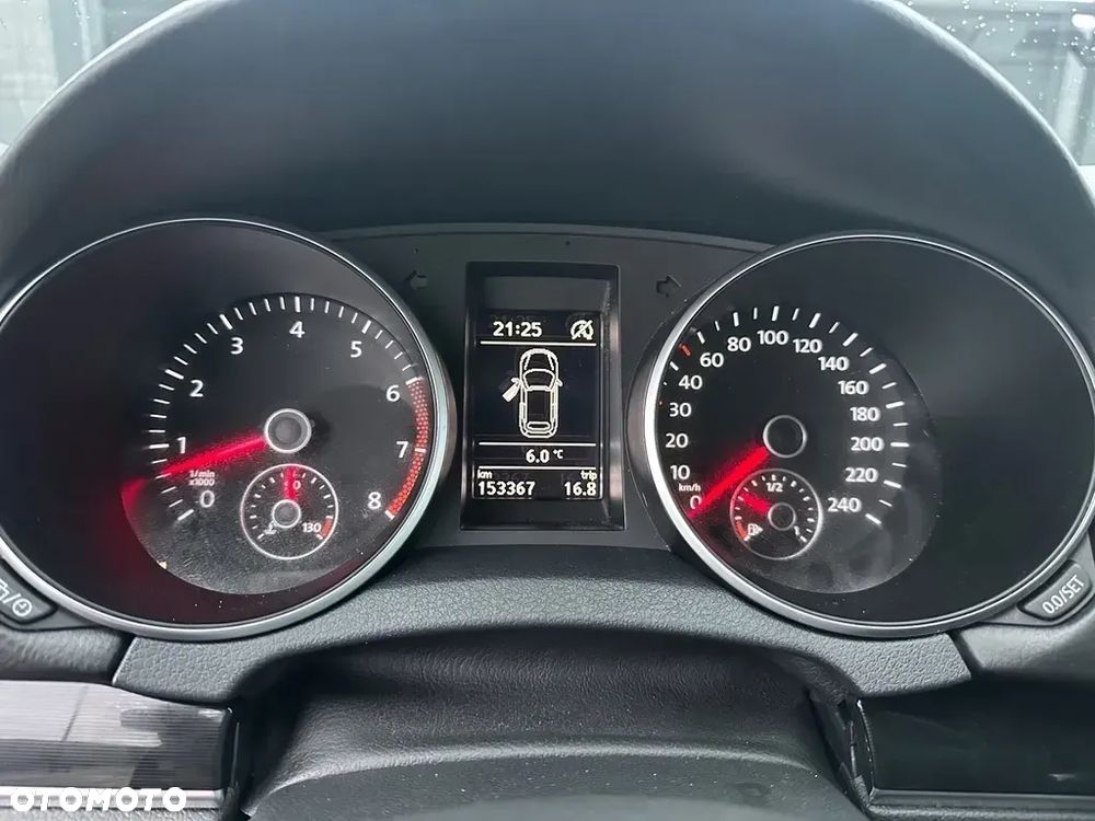 Volkswagen Golf VII 1.2 TSI BMT Trendline - 34