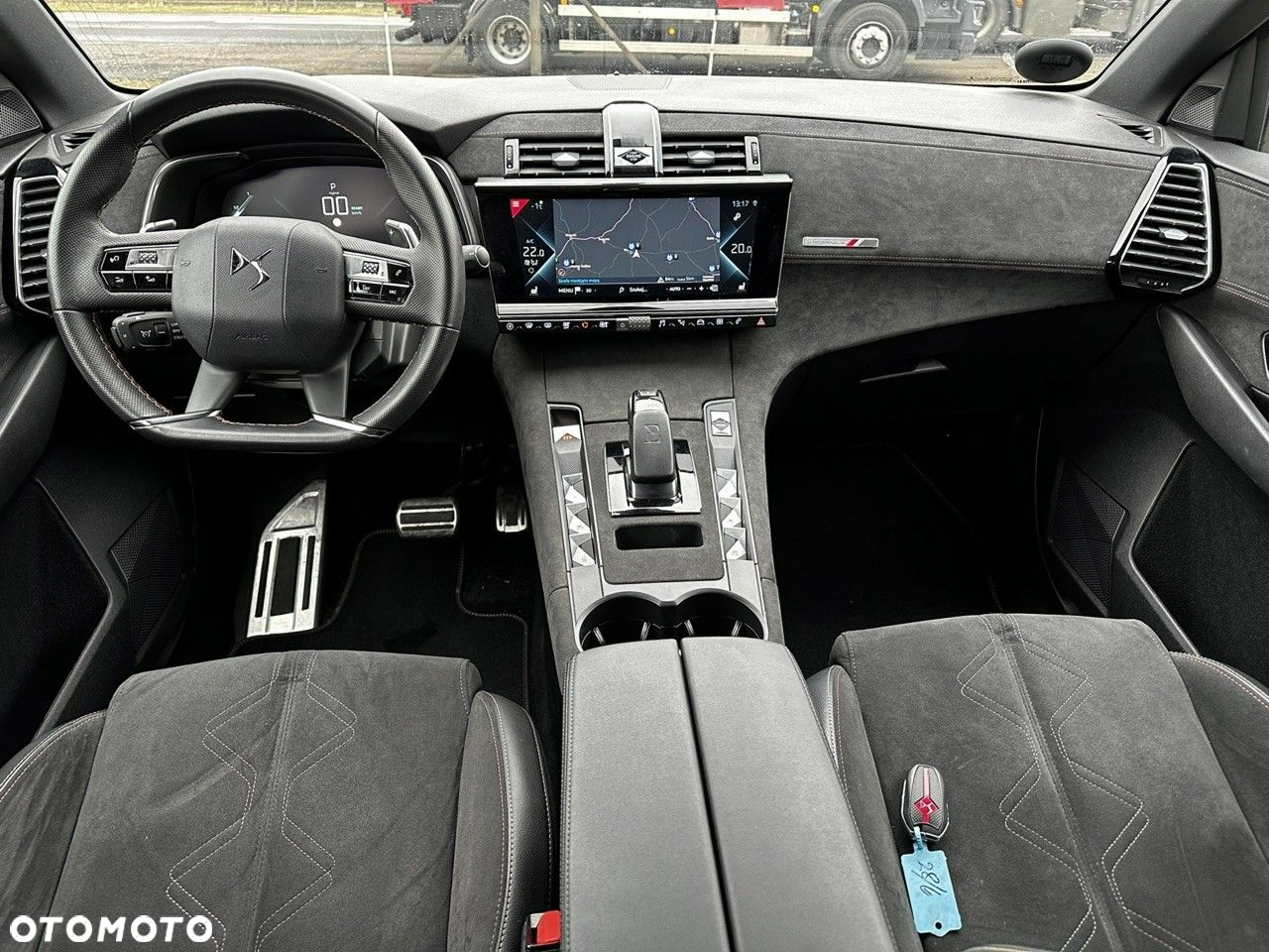 DS Automobiles DS 7 Crossback - 17