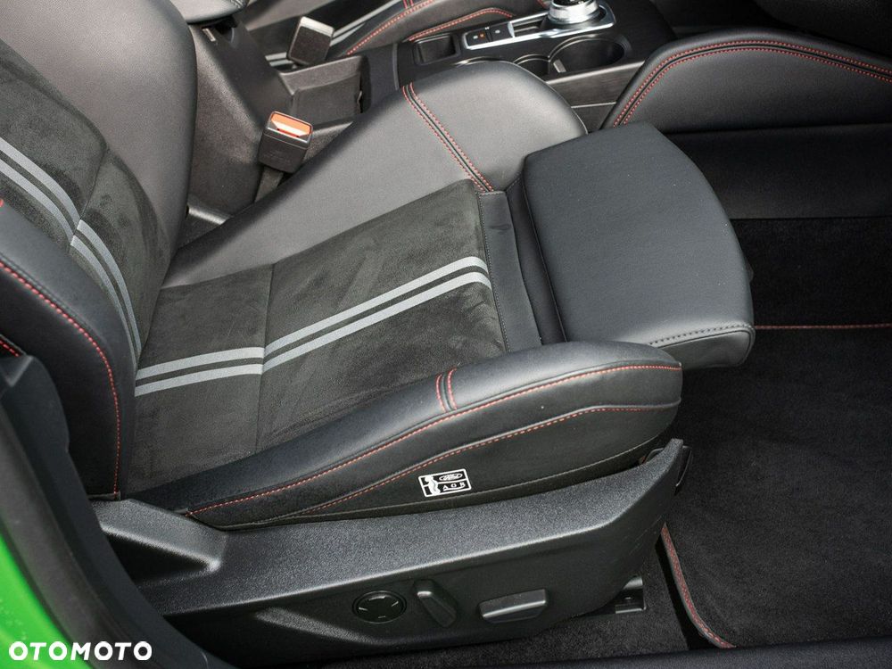 Ford Focus 2.3 EcoBoost ST - 30