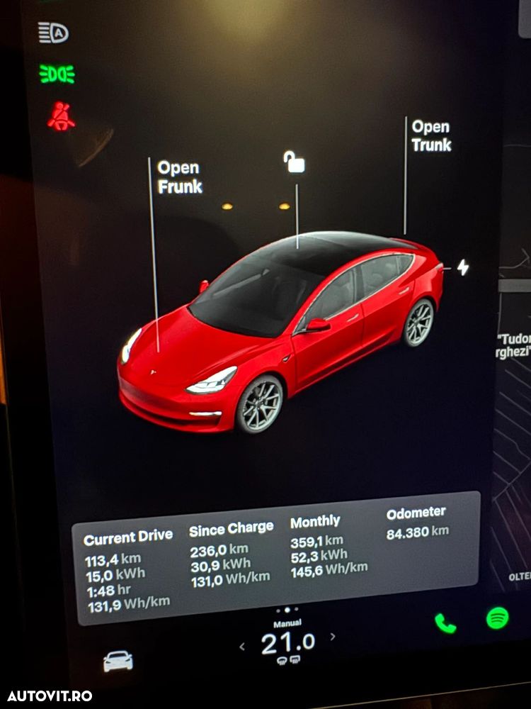 Tesla Model 3 - 12
