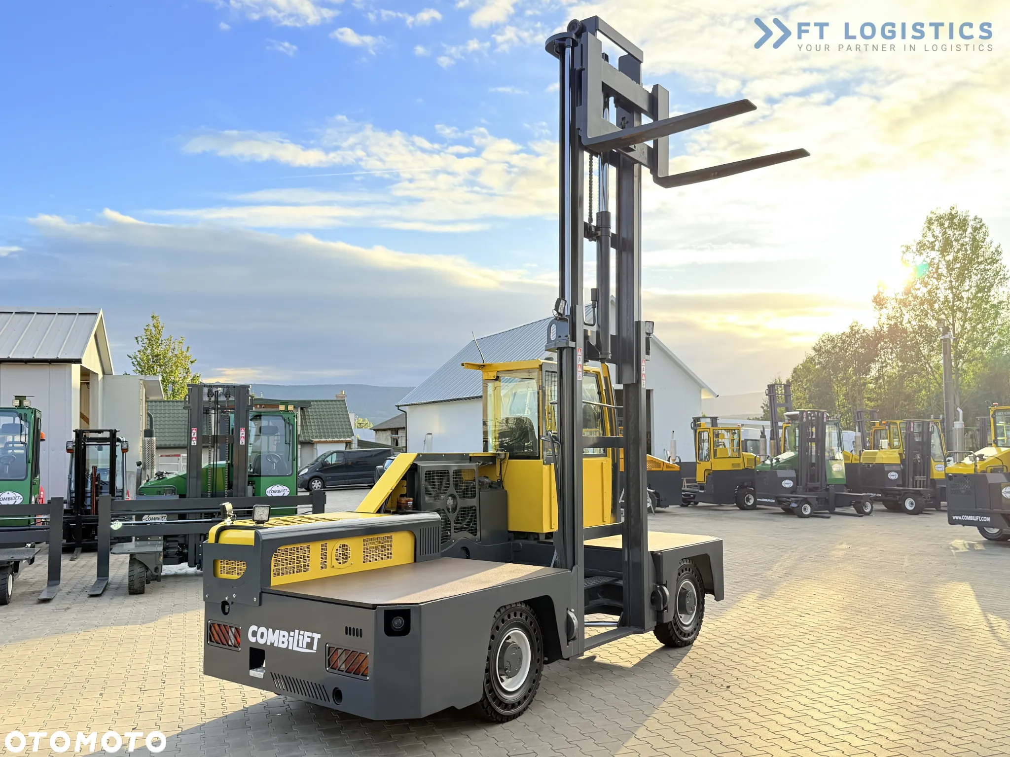 Combilift WÓZEK BOCZNY / C5000FSL / DIESEL / DUPLEX 4100MM /JEDYNE 2573 MOTOGODZIN / PEŁNA KABINA / STAN IDEALNY / NOWE OPONY / Szeroka oferta wózków czterokierunkowych i bocznych, dopasowanych do różnorodnych potrzeb i zastosowań - 32