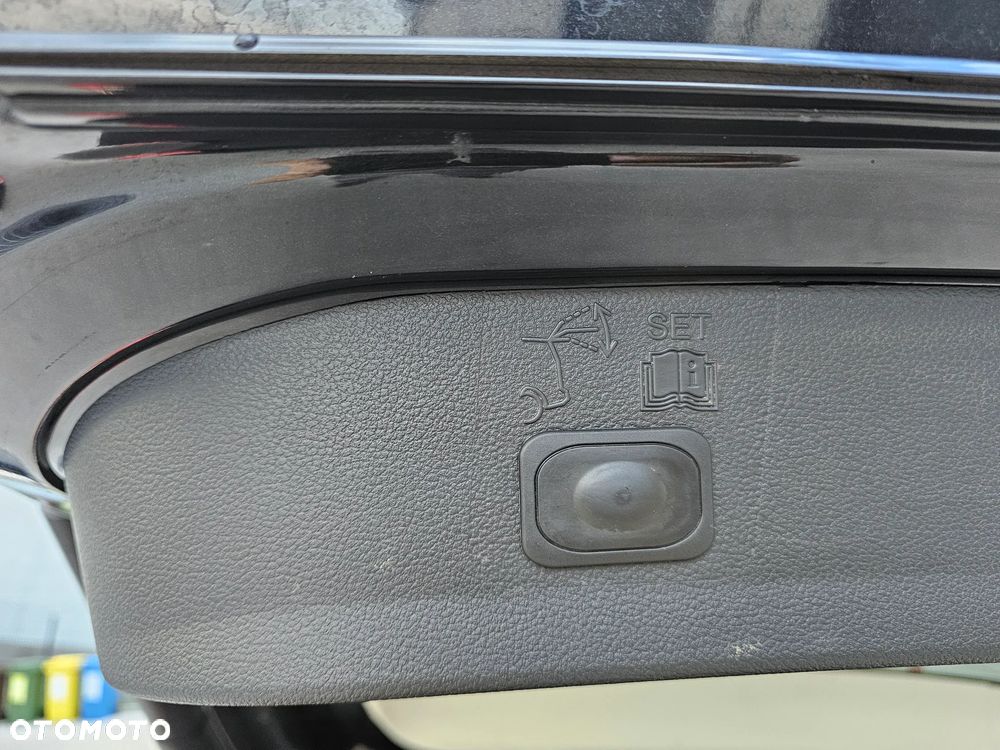 Ford Kuga 2.0 TDCi AWD Titanium - 24