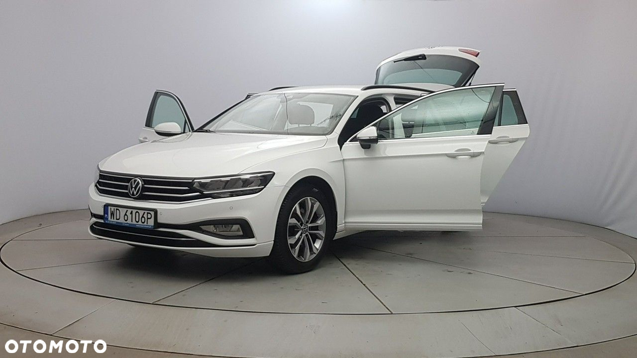 Volkswagen Passat - 10