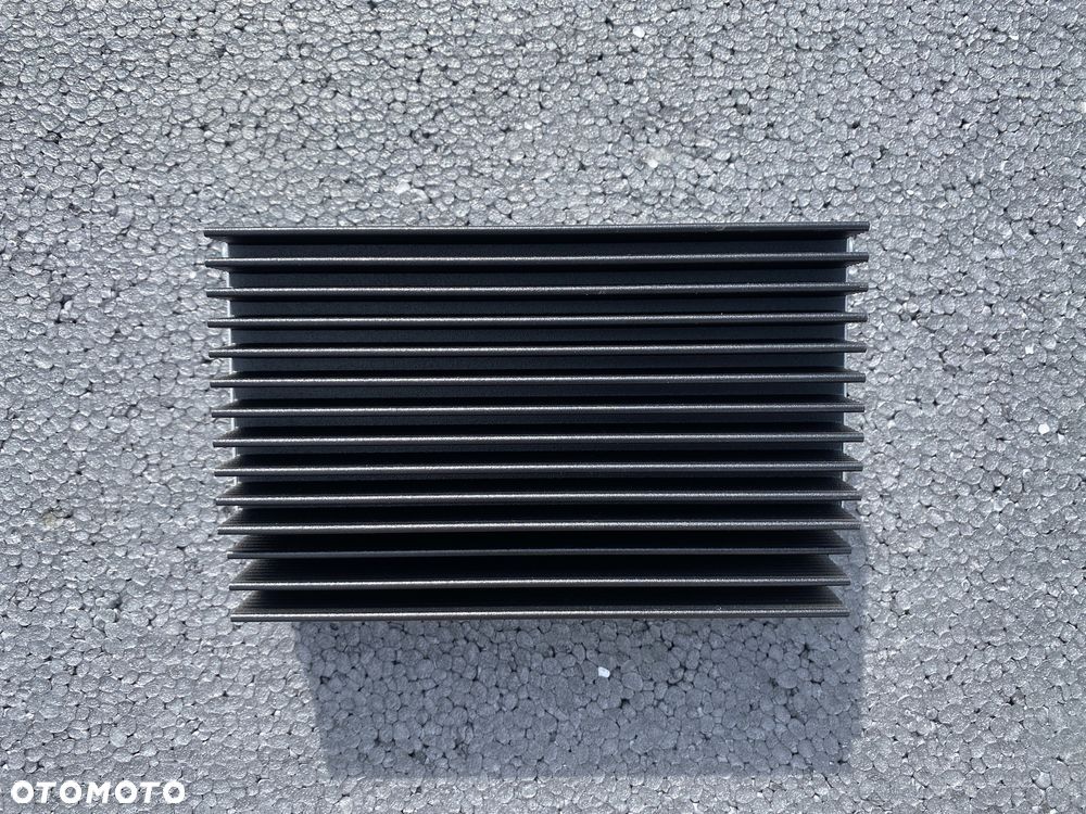 BMW 7 F01 F07 wzmacniacz systemu top-hifi - 1