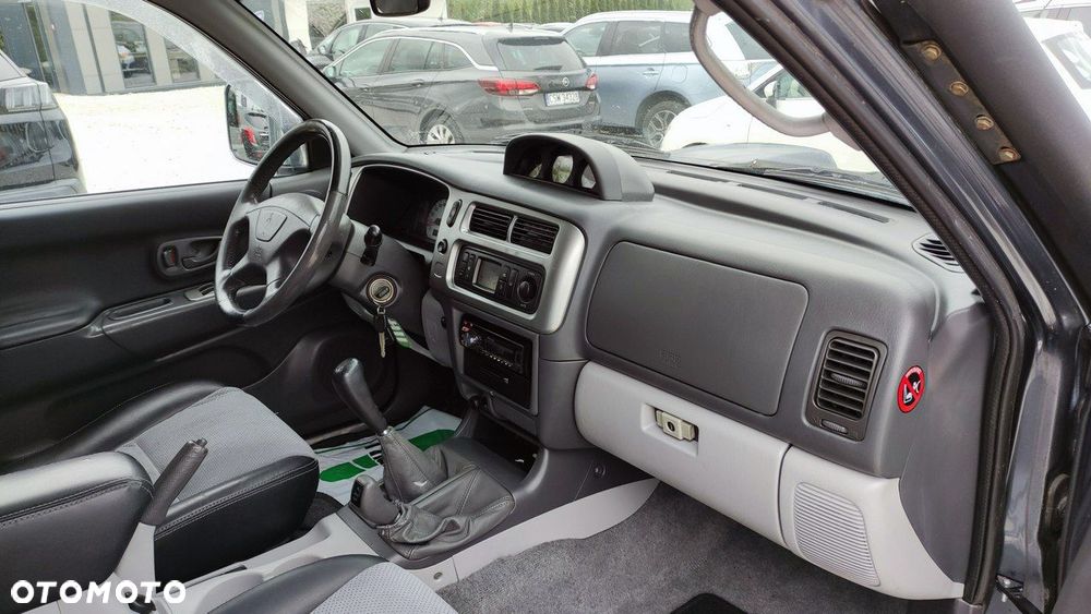 Mitsubishi Pajero - 29