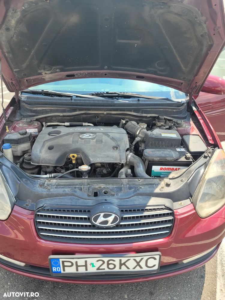 Hyundai Accent MC 1.5 CRDI 4DR GL COMFORT - 9