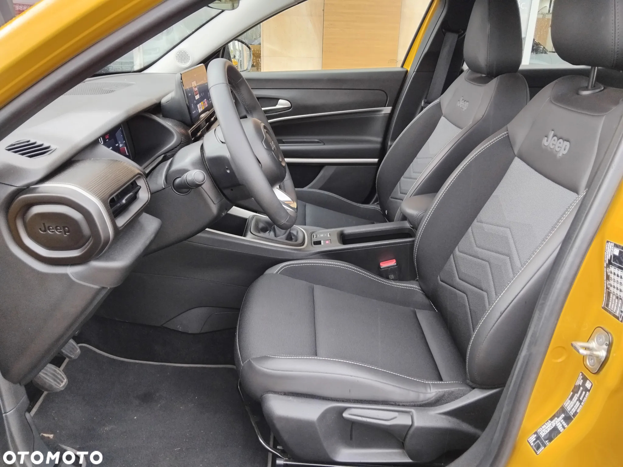 Jeep Avenger 1.2 GSE T3 Altitude FWD - 14