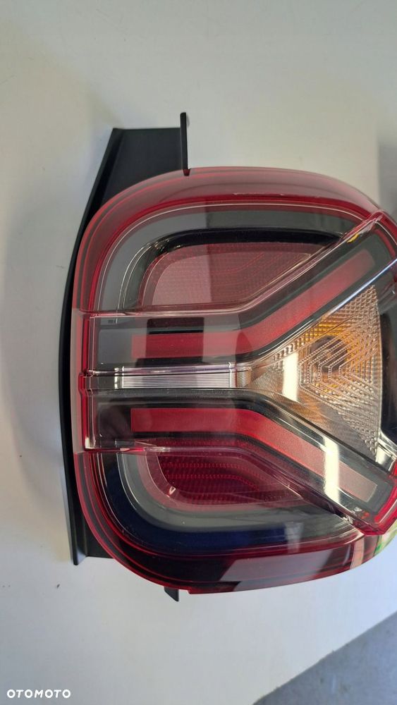 Lampa prawy tył DACIA Duster II LIFT 21- - 5