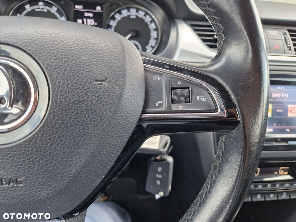Skoda RAPID 1.0 TSI Ambition - 19