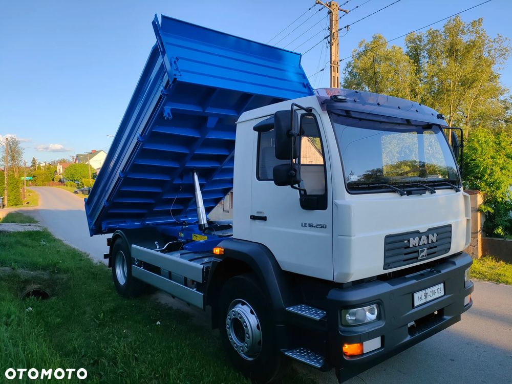 MAN Le 18.250/18.220 Tgm 18.240 /Tgl12.250/12.220 Axor/Atego/Mercedes/Volvo - 10