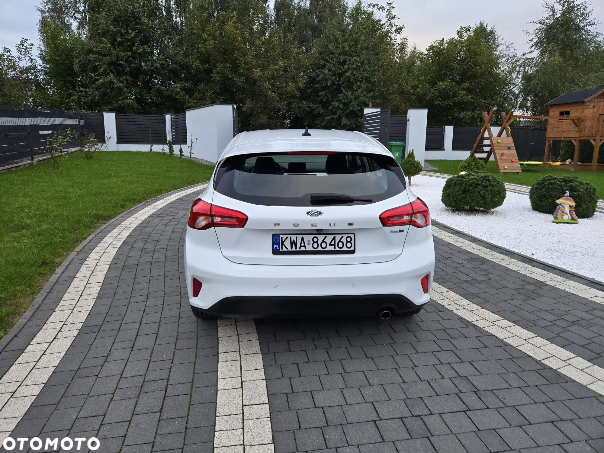 Ford Focus 1.0 EcoBoost Hybrid ACTIVE X - 5