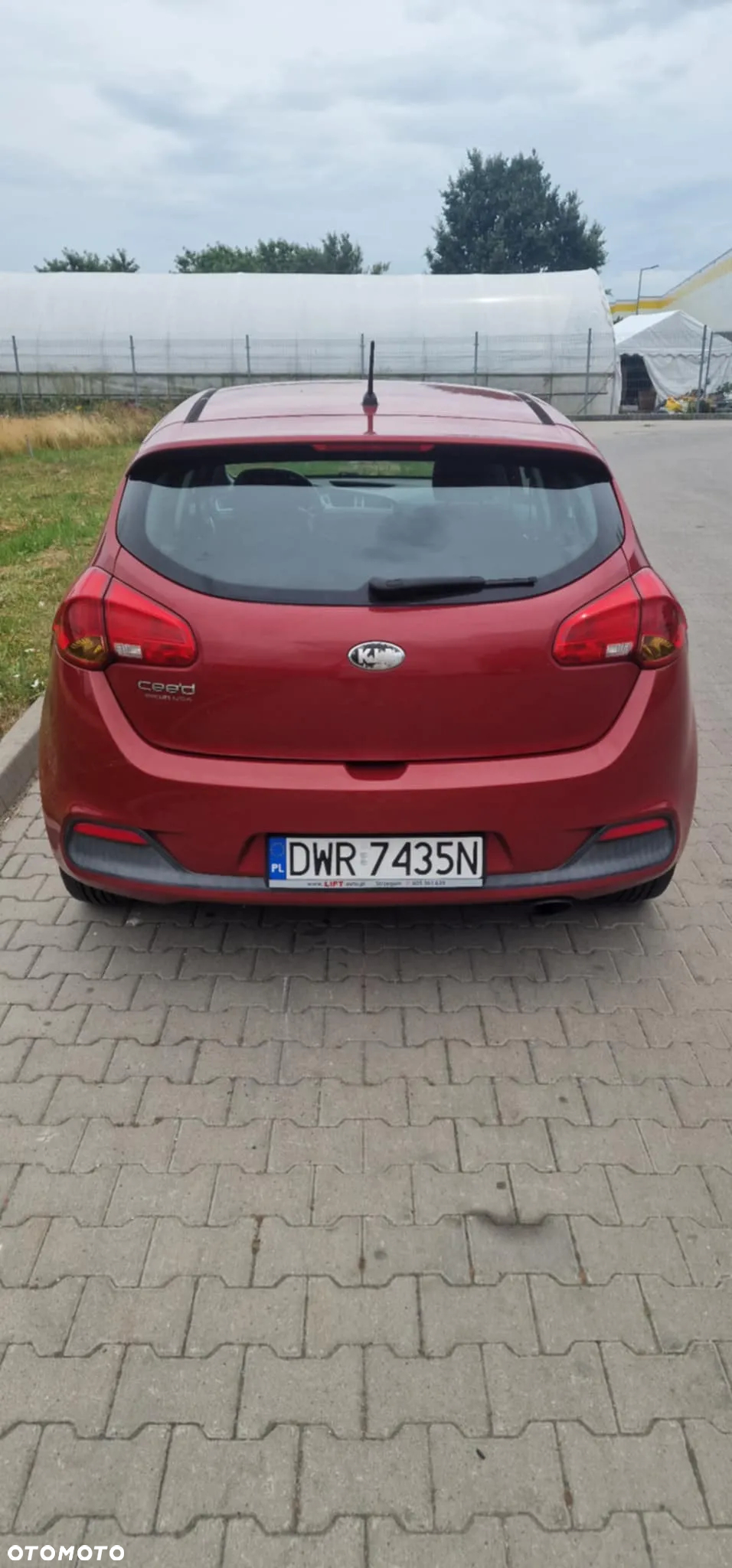 Kia Ceed - 8