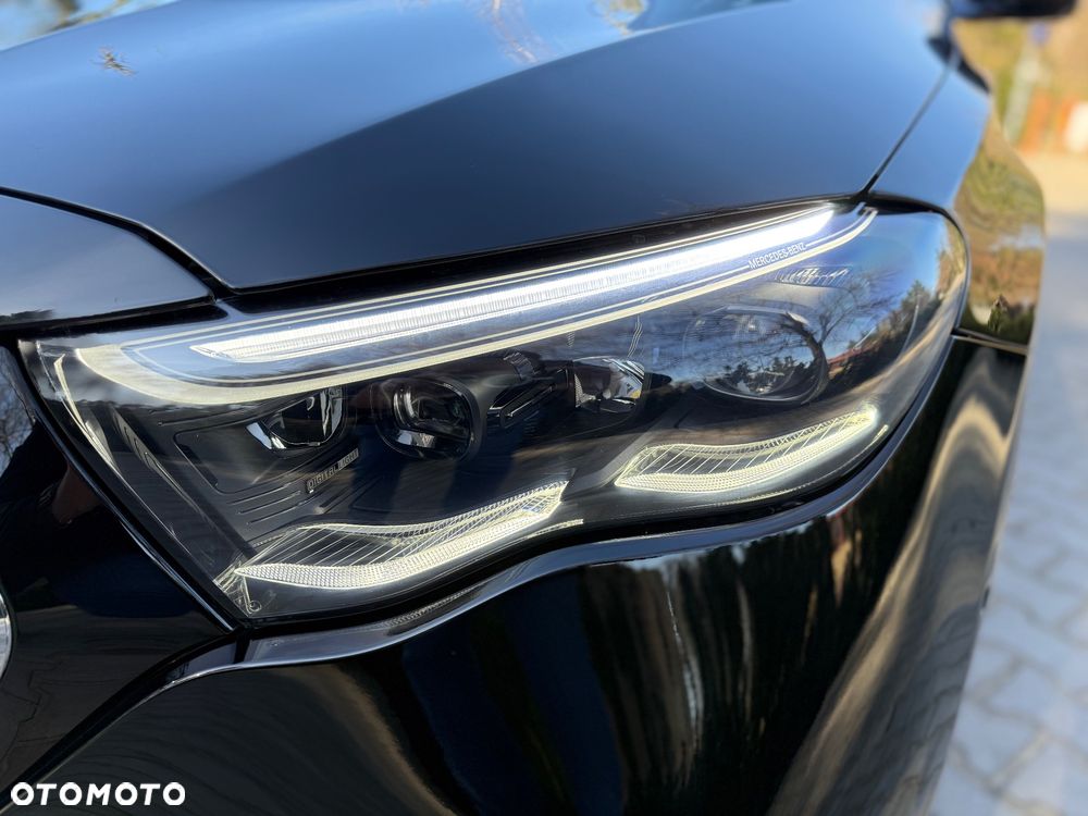 Mercedes-Benz Klasa E - 17