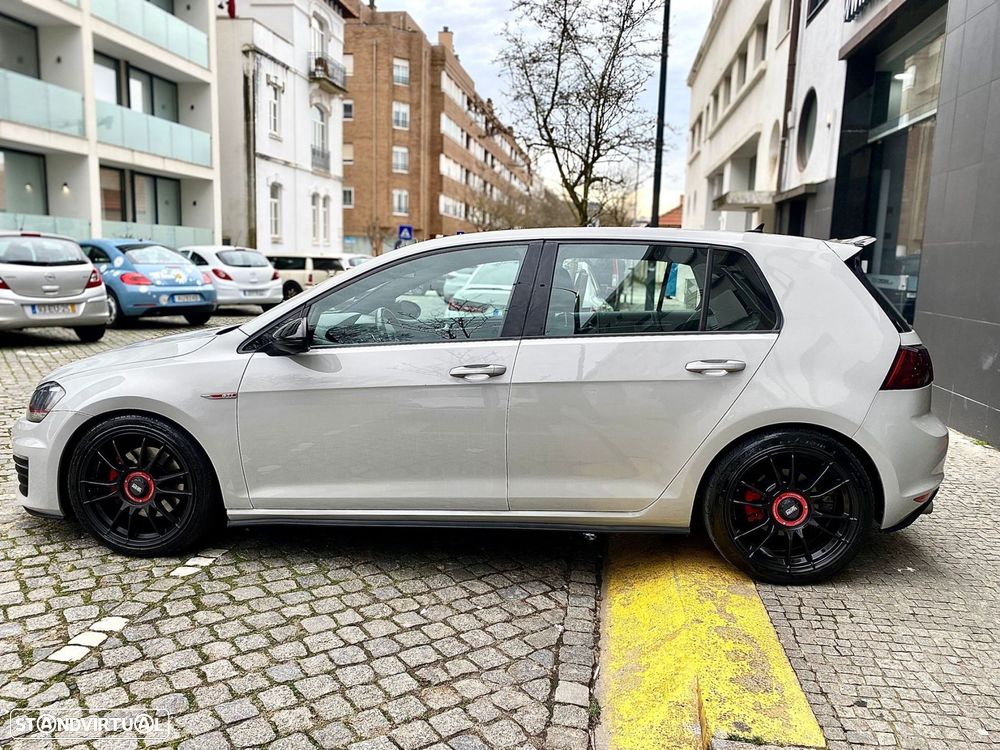 VW Golf 2.0 TSi GTi DSG - 9
