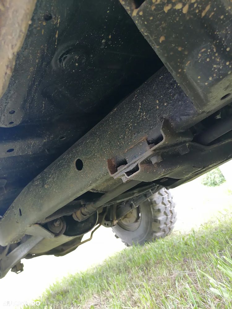 Mitsubishi Pajero - 1